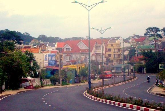 Chiếu sáng đèn cao áp space