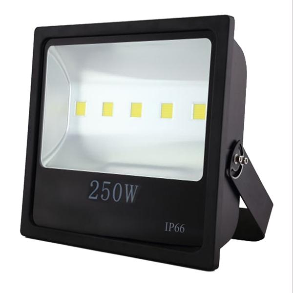 đèn pha led 250W