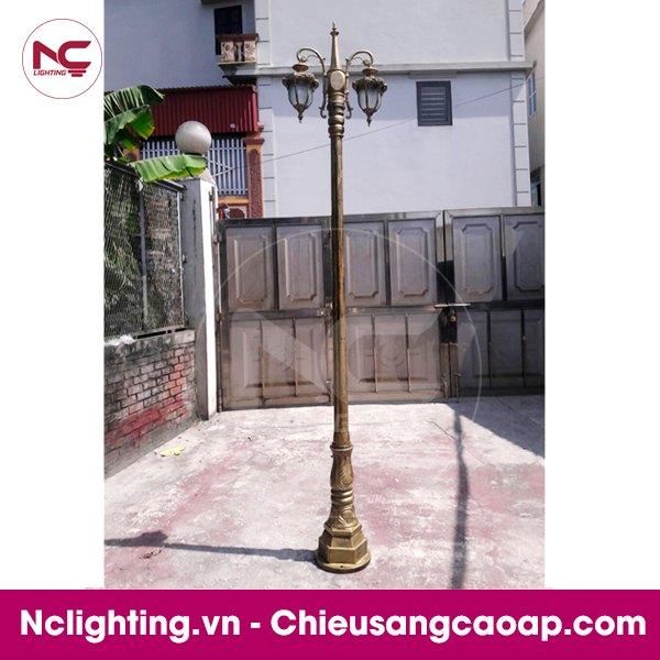 Cột đèn sân vườn DC-02 chùm 2 bóng