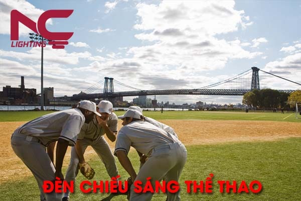 Đèn chiếu sáng sân bóng chày