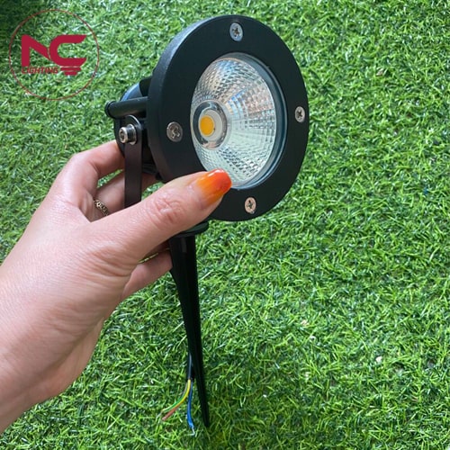 Đèn led cắm cỏ NC-06 chính hãng NC Lighting Đèn led cắm cỏ NC-06 chính hãng NC Lighting