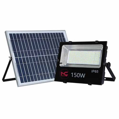 den pha led nang luong mat troi 150W PNC48