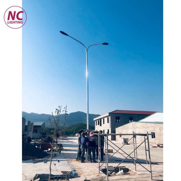 Hình ảnh thực tế Cột Đèn Đường Phố NC-06