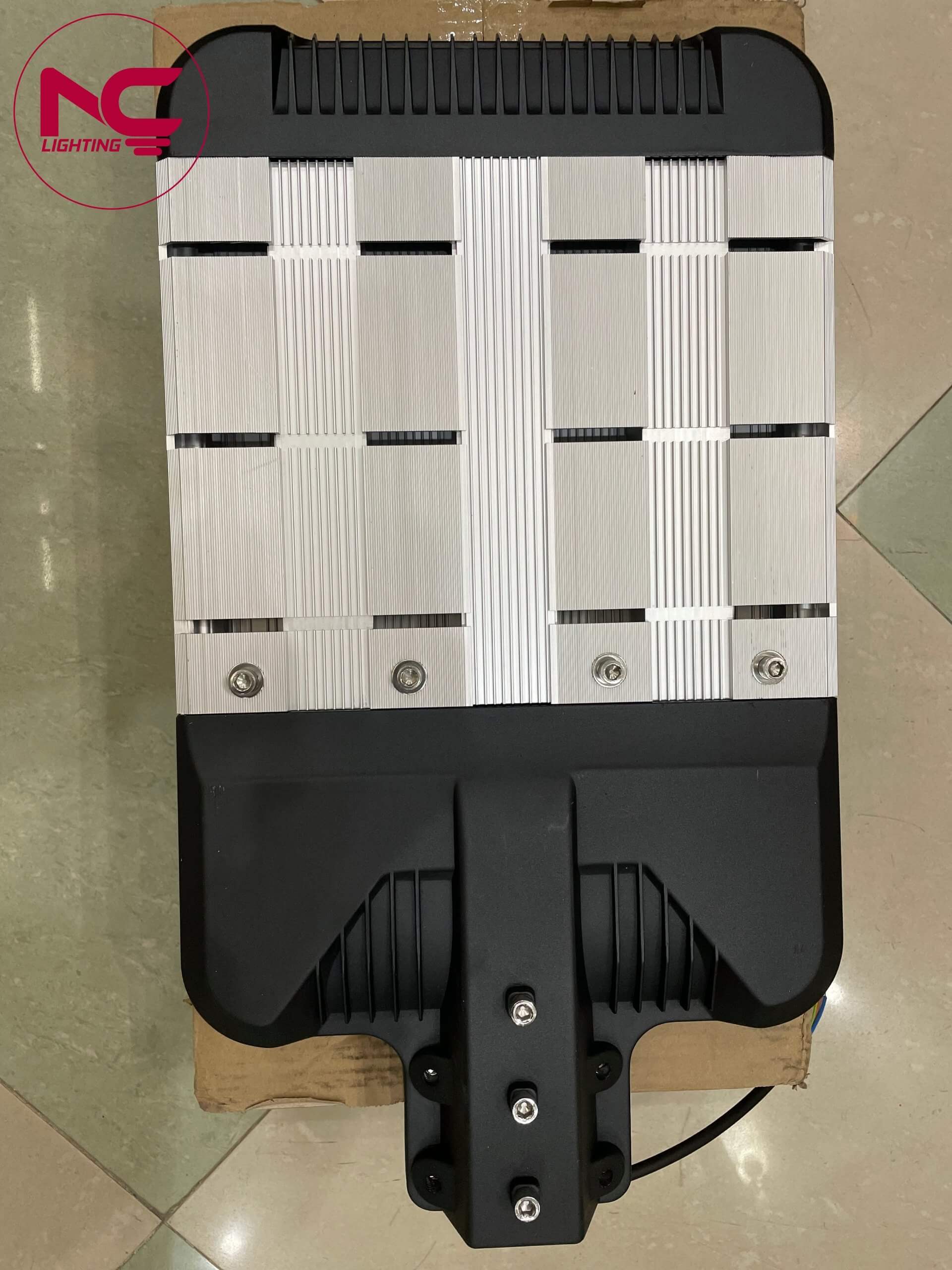 lnc-13 giá rẻ lnc-13 giá rẻ