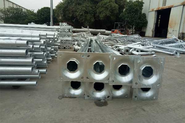Cột Đèn Cao Áp Bát Giác Rời Cần Đơn Mặt bích cột đèn cao áp bát giác rời cần đơn