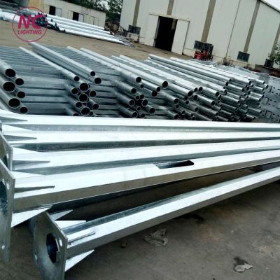 Phần thân cột đèn cao áp