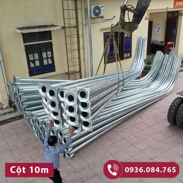 Tìm hiểu trụ cao áp, cột đèn đường cao bao nhiêu mét? Vận chuyển cột đèn cao áp 10m
