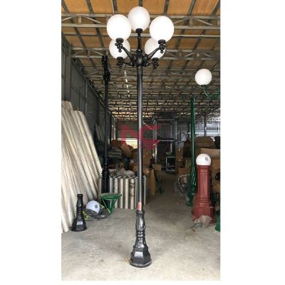 cột đèn trang trí sân vườn 5 bóng