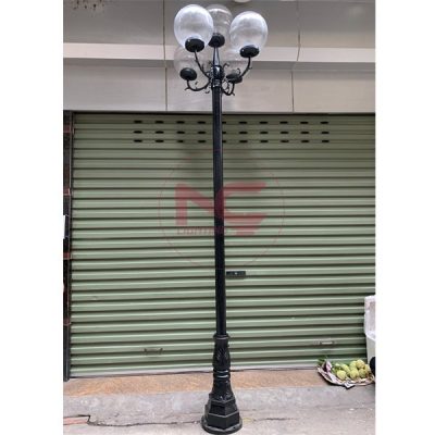 cột đèn trang trí sân vườn 5 bóng