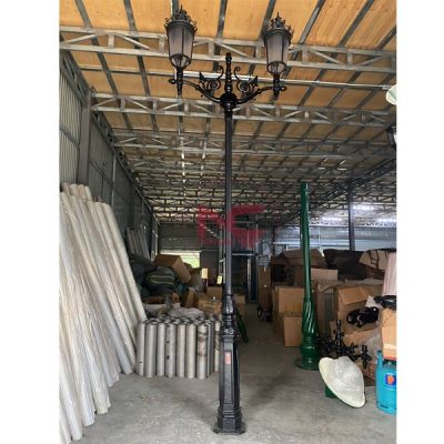 cột đèn trang trí sân vườn