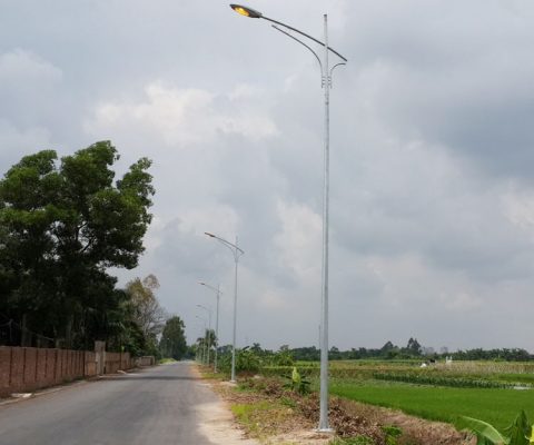 Cột đèn cao áp chiếu sáng ngõ đường