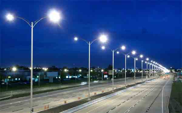 Tiêu chuẩn về cột đèn chiếu sáng đường phố