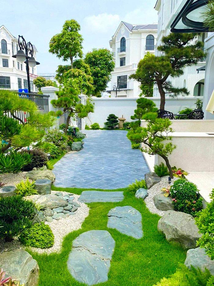 Mẫu sân vườn có nhiều cây xanh