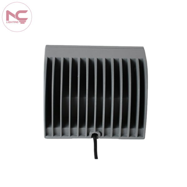 Mặt sau của Đèn Chiếu Cột Thấu Kính Đặc Biệt NCCCTKDB Mặt sau của Đèn Chiếu Cột Thấu Kính Đặc Biệt NCCCTKDB