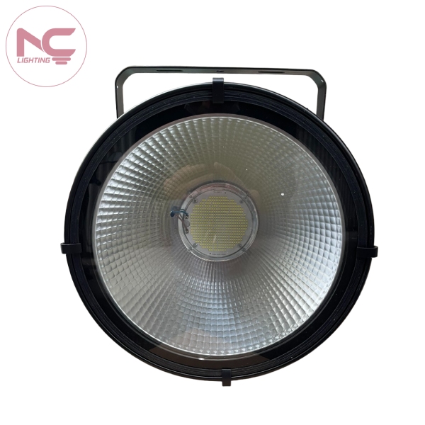 pnc-49 mặt trước pnc-49 mặt trước