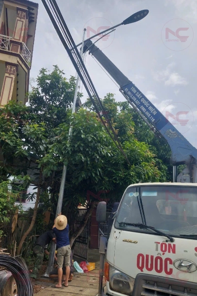 hình ảnh thực tế cột đèn cao áp
