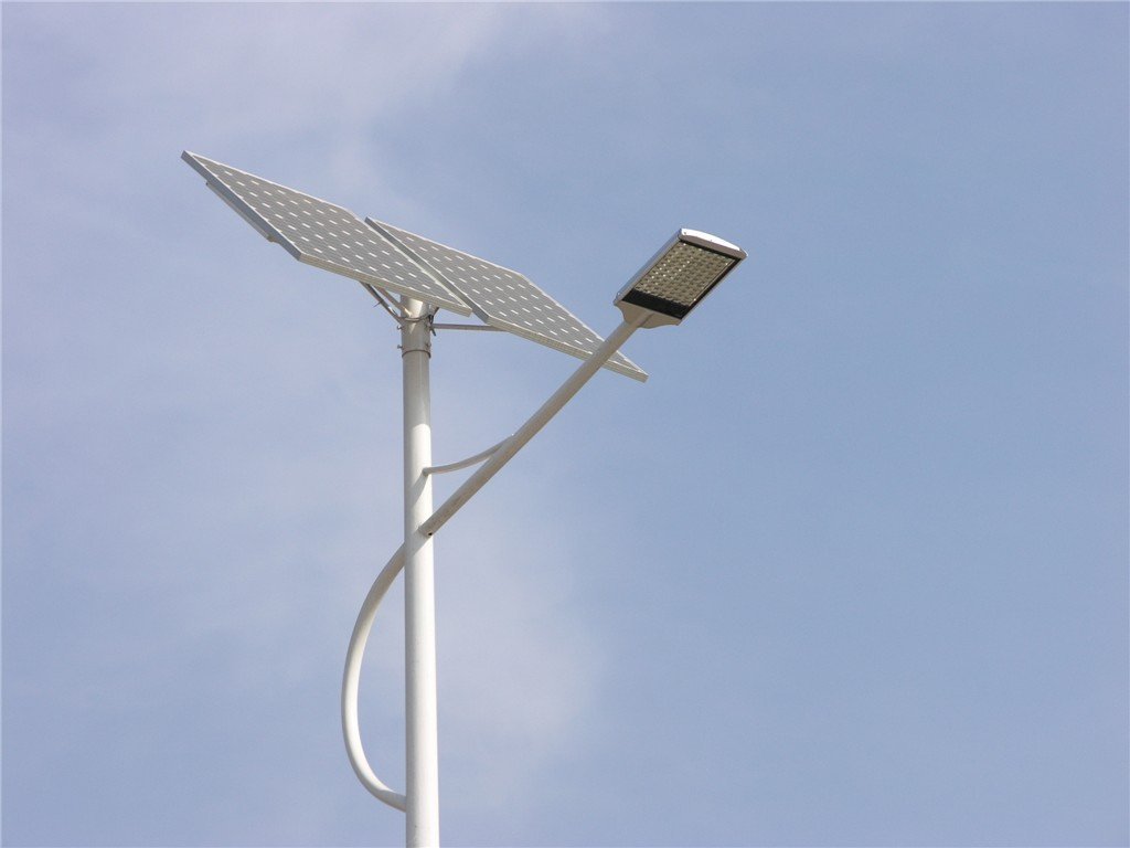 Đèn pha Led năng lượng mặt trời 